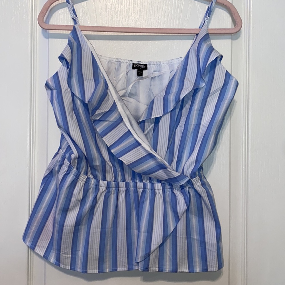 EXPRESS STRIPED WRAP TOP - Picture 2 of 9